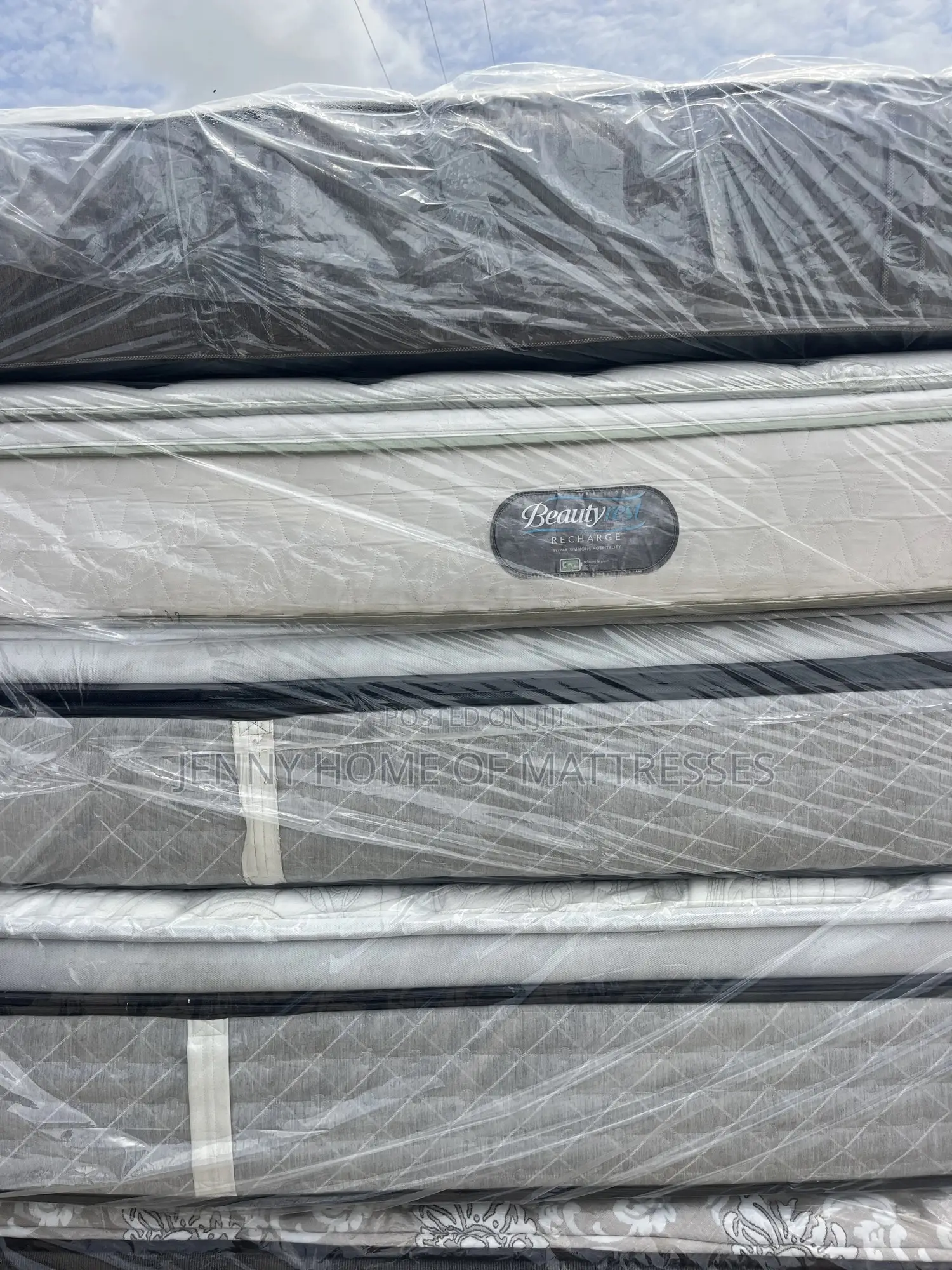 Usa Hybrid Foreign Mattress