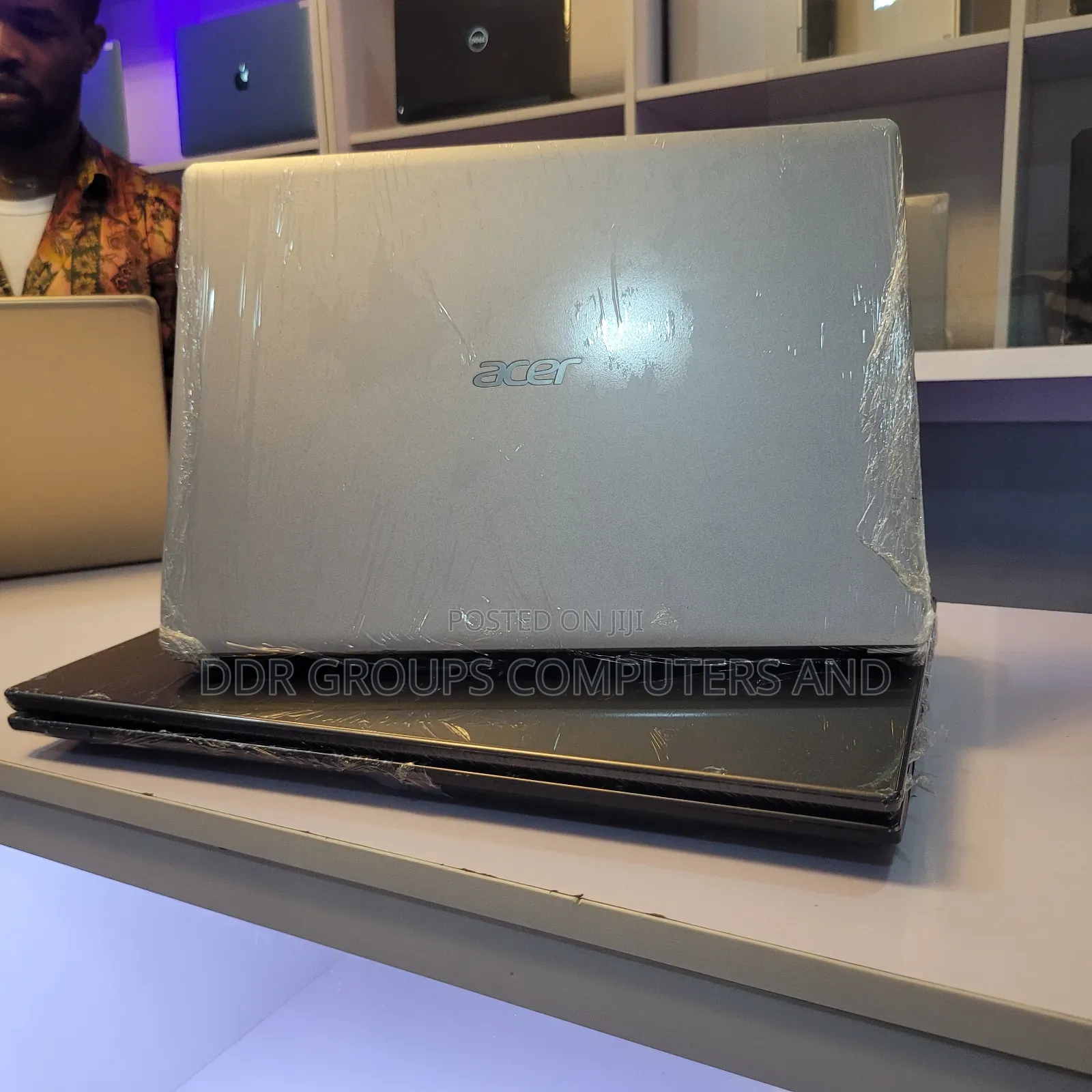 Laptop Acer Apsire M3 581TG 6GB Intel Xeon SSD 128GB