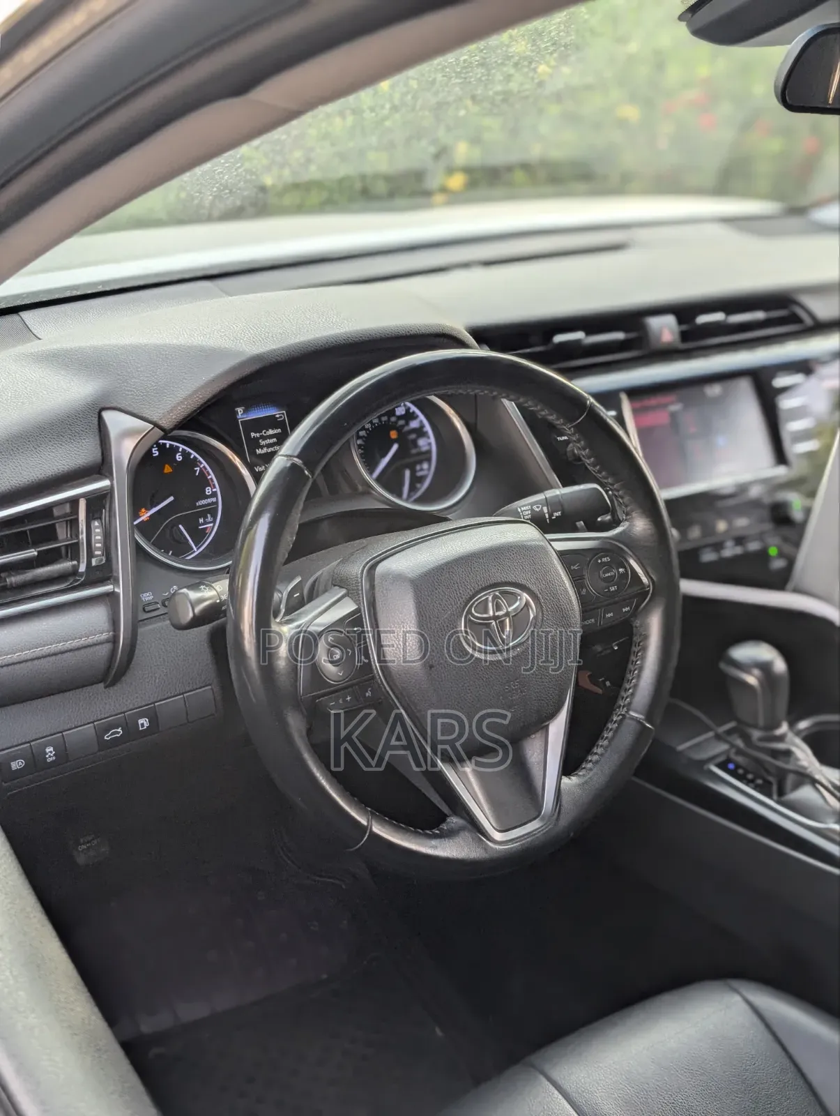 Toyota Camry 2018 White