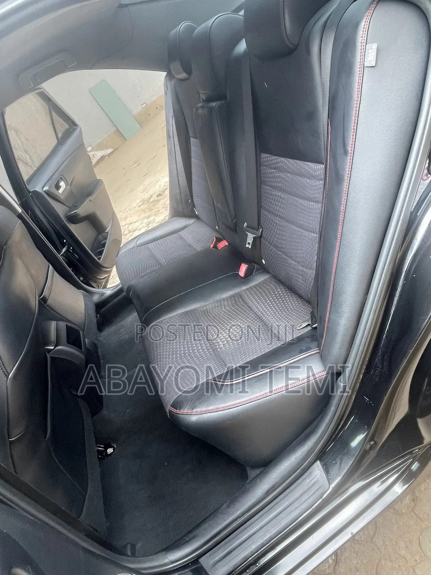 Toyota Camry LE 4dr Sedan (2.5L 4cyl 6A) 2015 Black