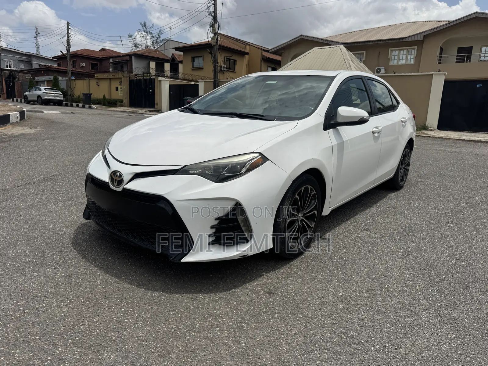 Toyota Corolla S 4dr Sedan (1.8L 4cyl CVT) 2014 White