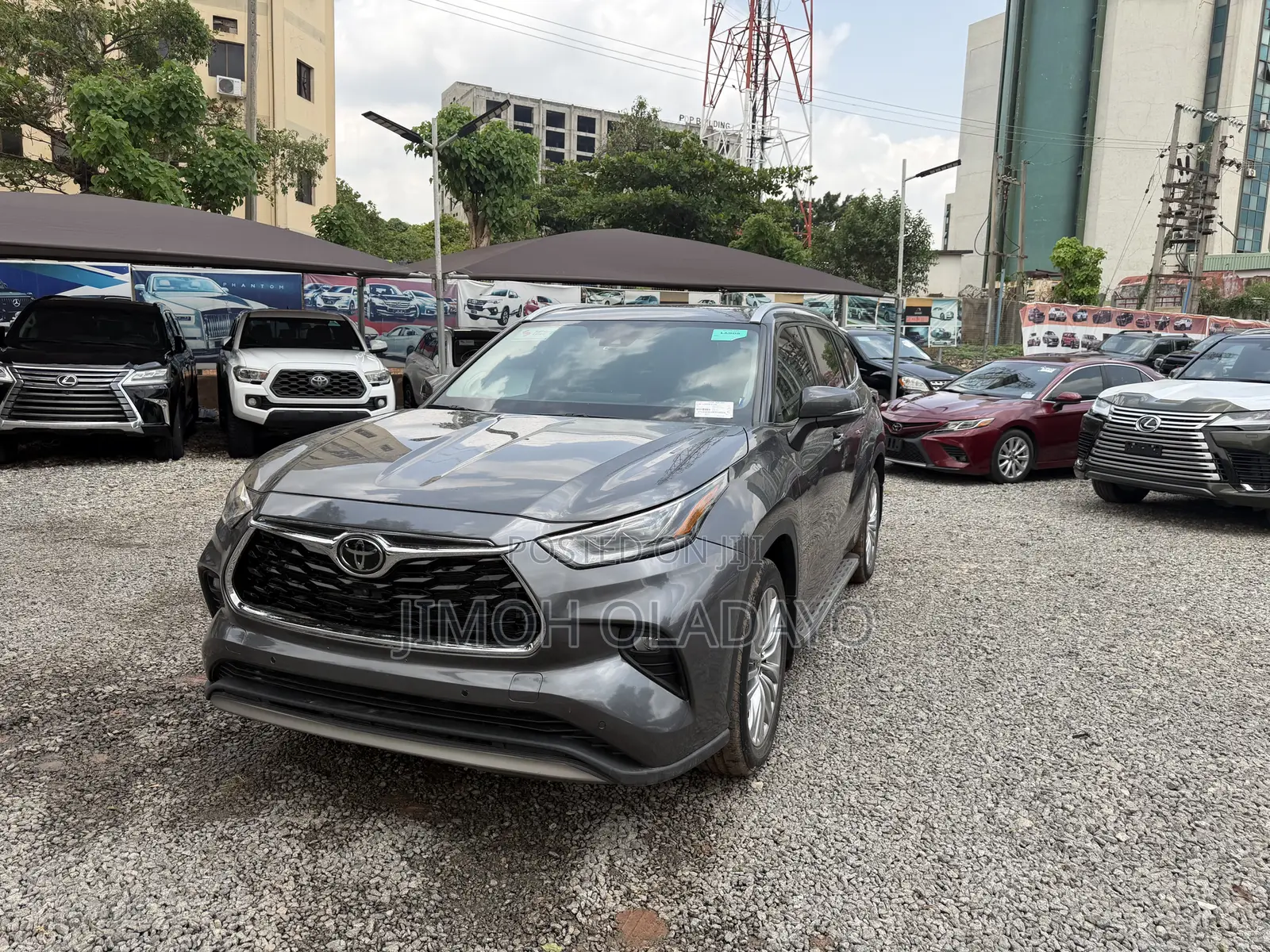 Toyota Highlander Platinum AWD 2023 Gray