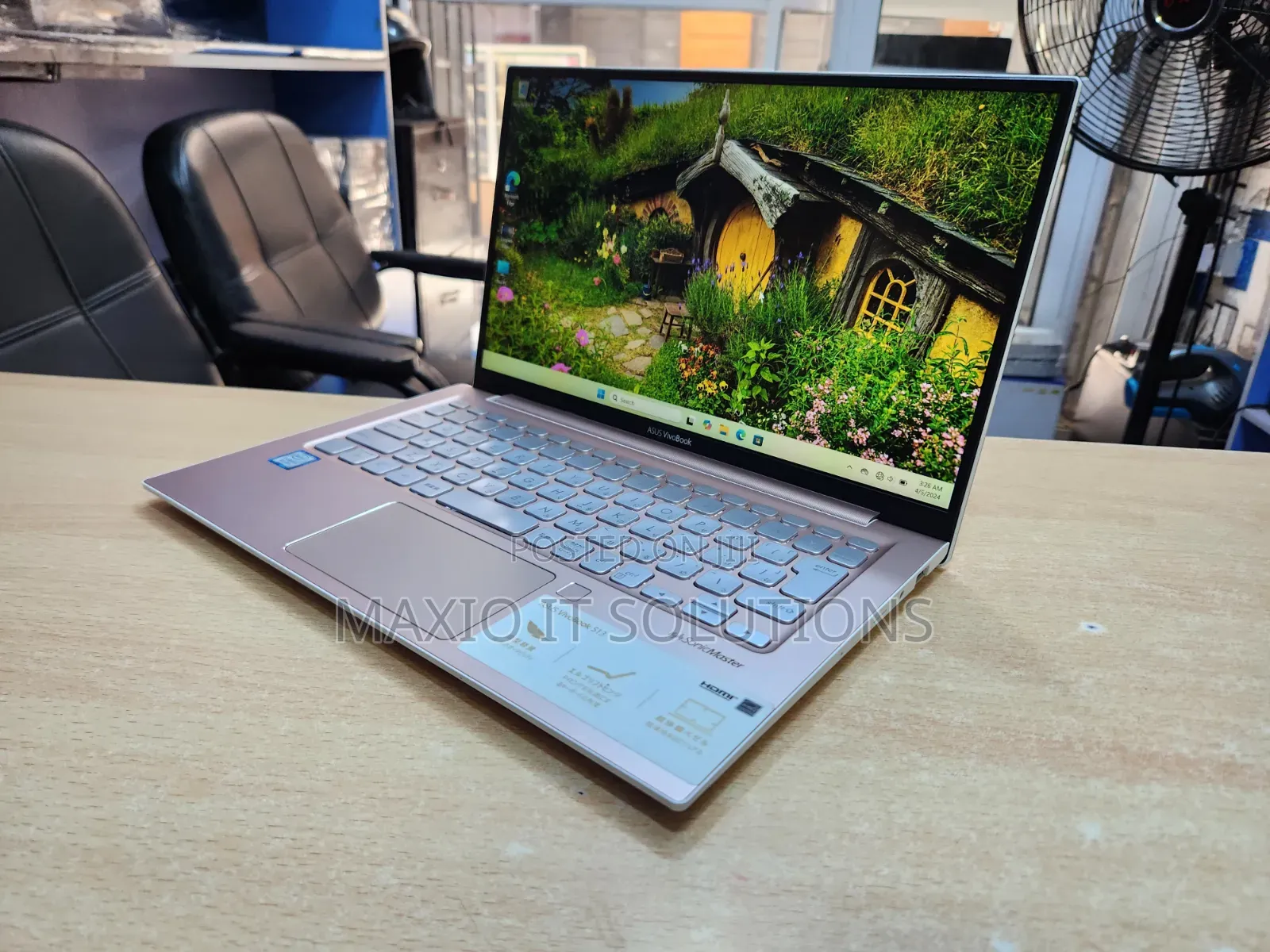 Laptop Asus VivoBook S13 S330UN 4GB Intel Core i3 SSD 128GB