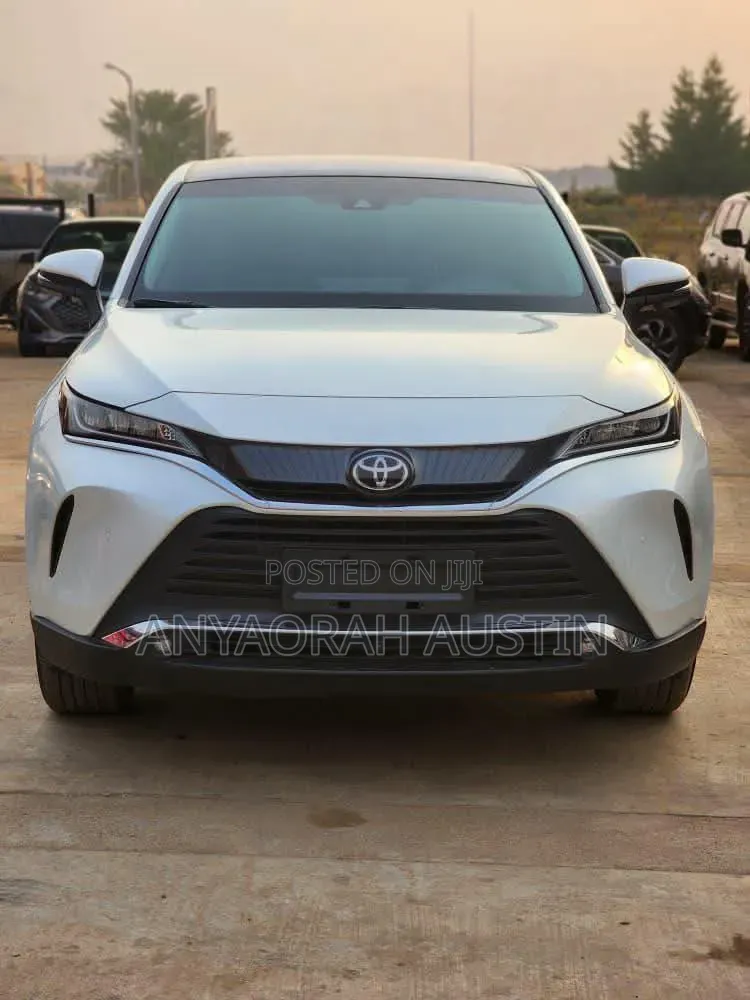 Toyota Venza 2024 White