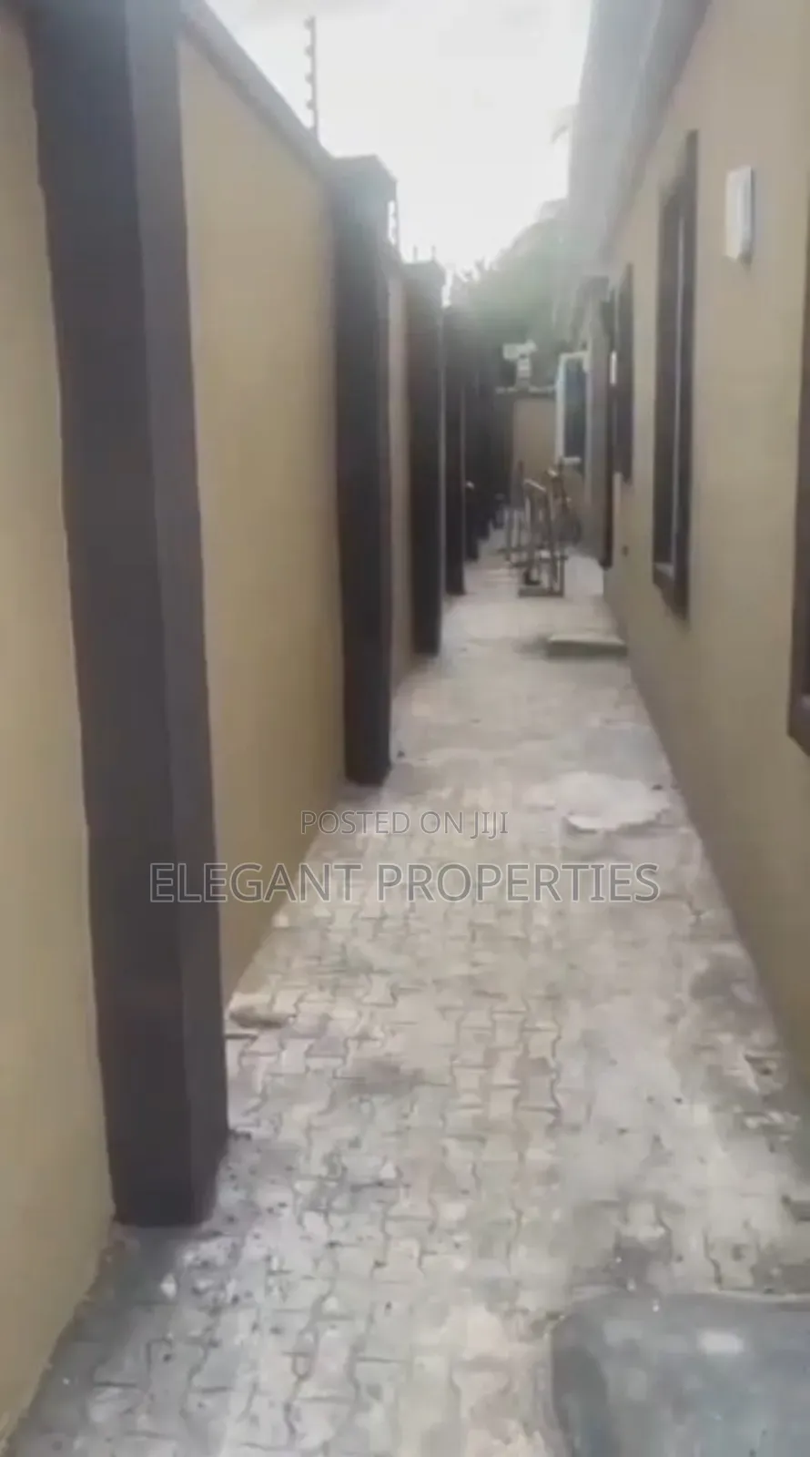 2bdrm Apartment in Tinumola Estate, Osogbo for sale