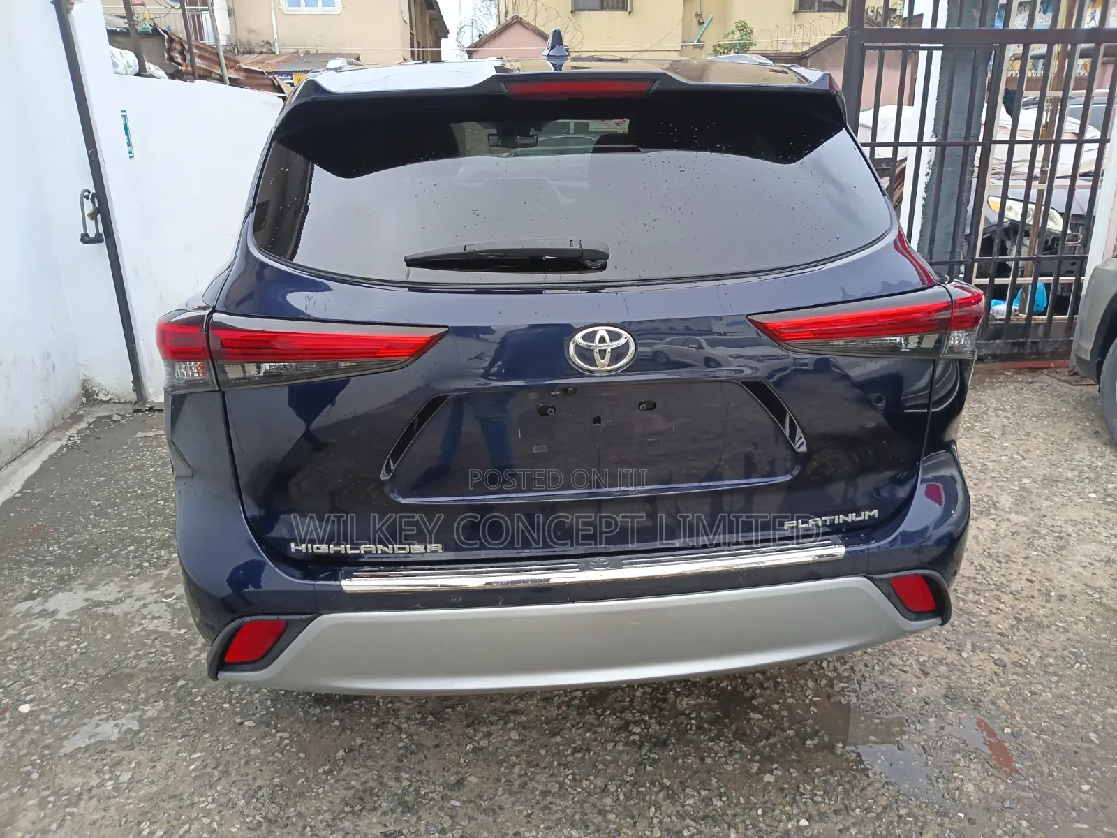 Toyota Highlander 2021 Blue