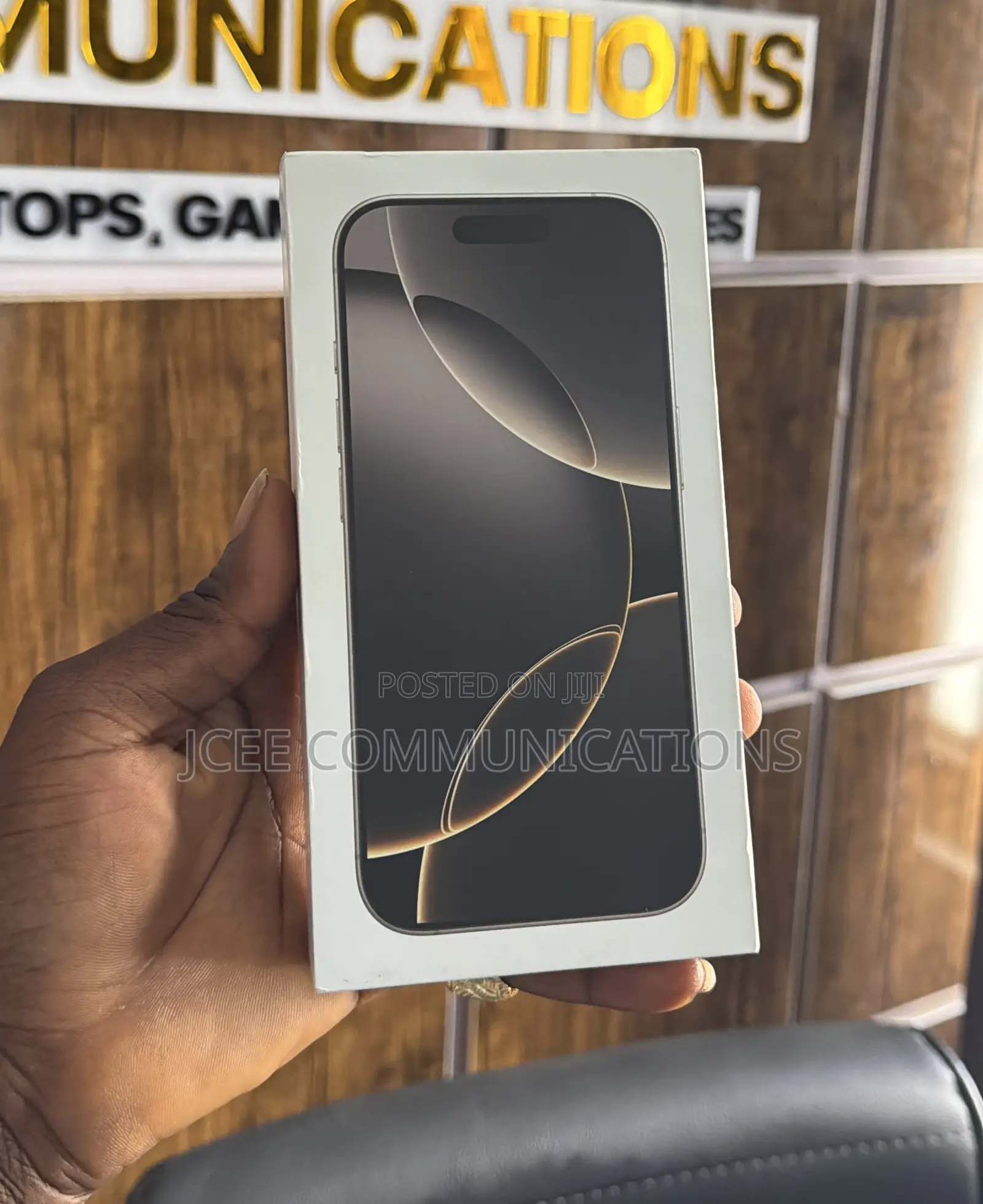 New Apple iPhone 16 Pro 256 GB