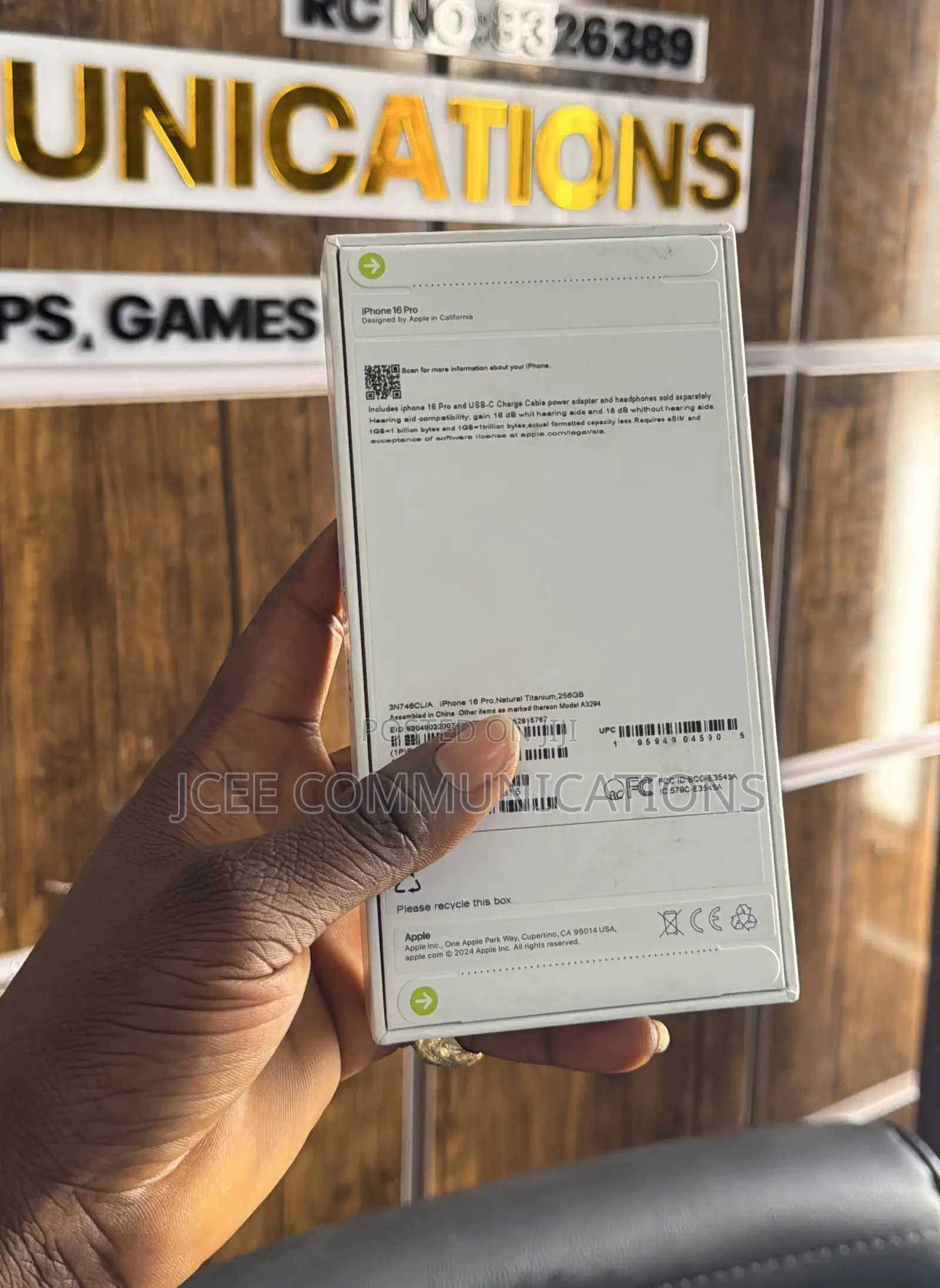 New Apple iPhone 16 Pro 256 GB