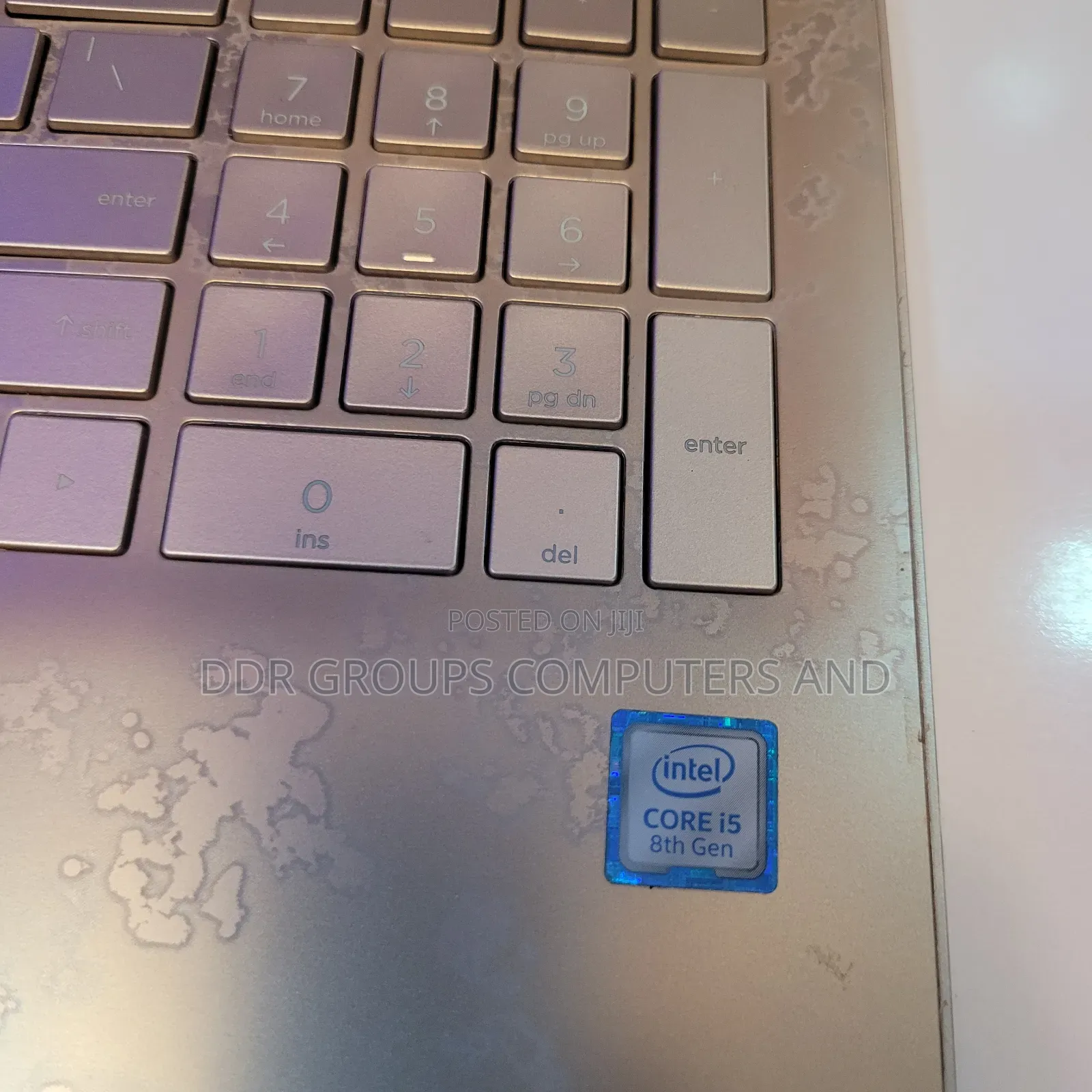 Laptop HP 250 G8 8GB Intel Core i5 HDD+SSD 1T