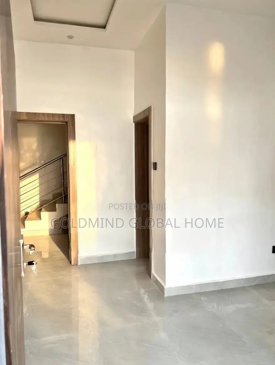 4bdrm Duplex in Lokogoma for sale