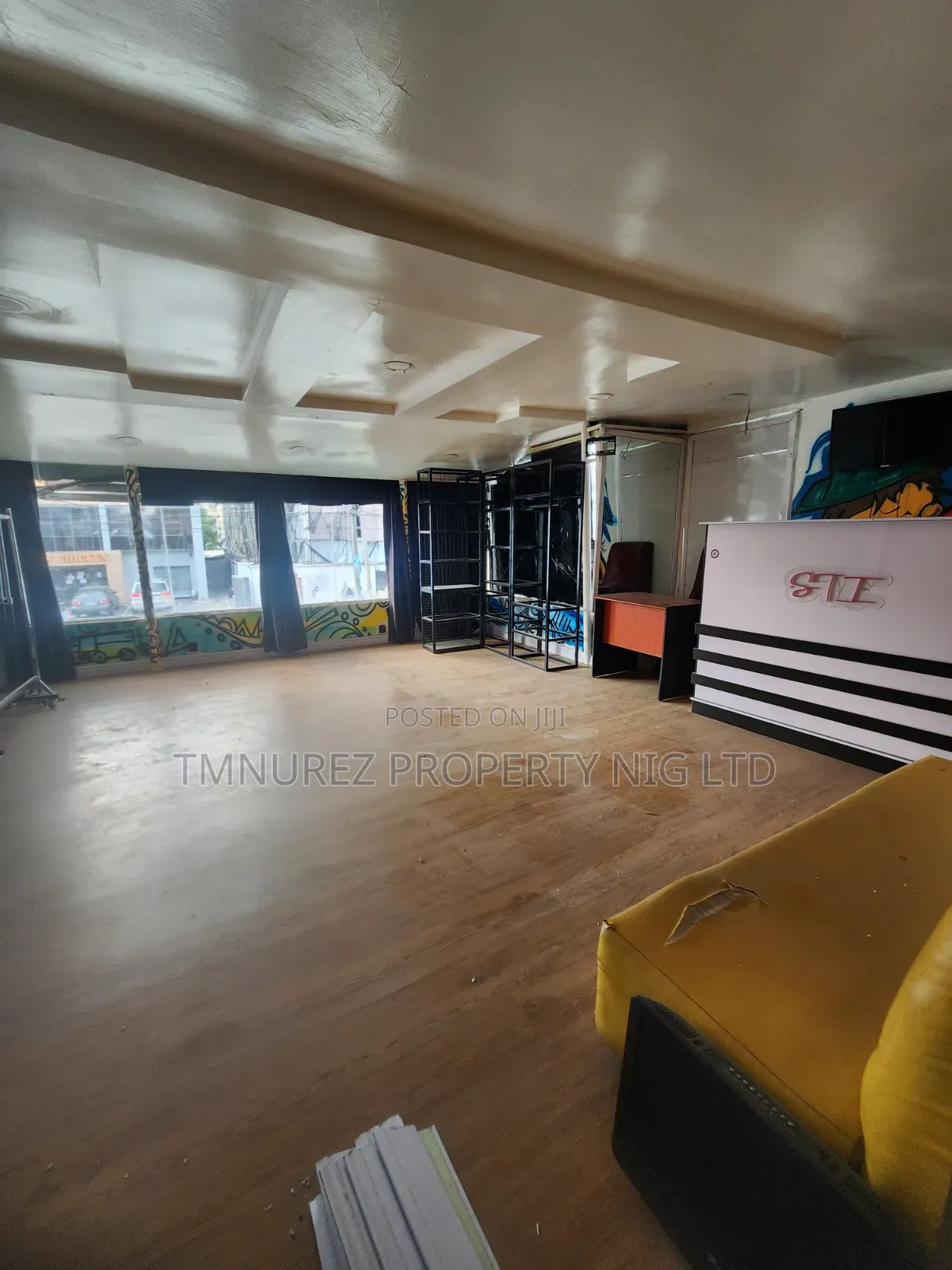 Showroom Shop for Rent Lekki Phase1 Very Busy Road