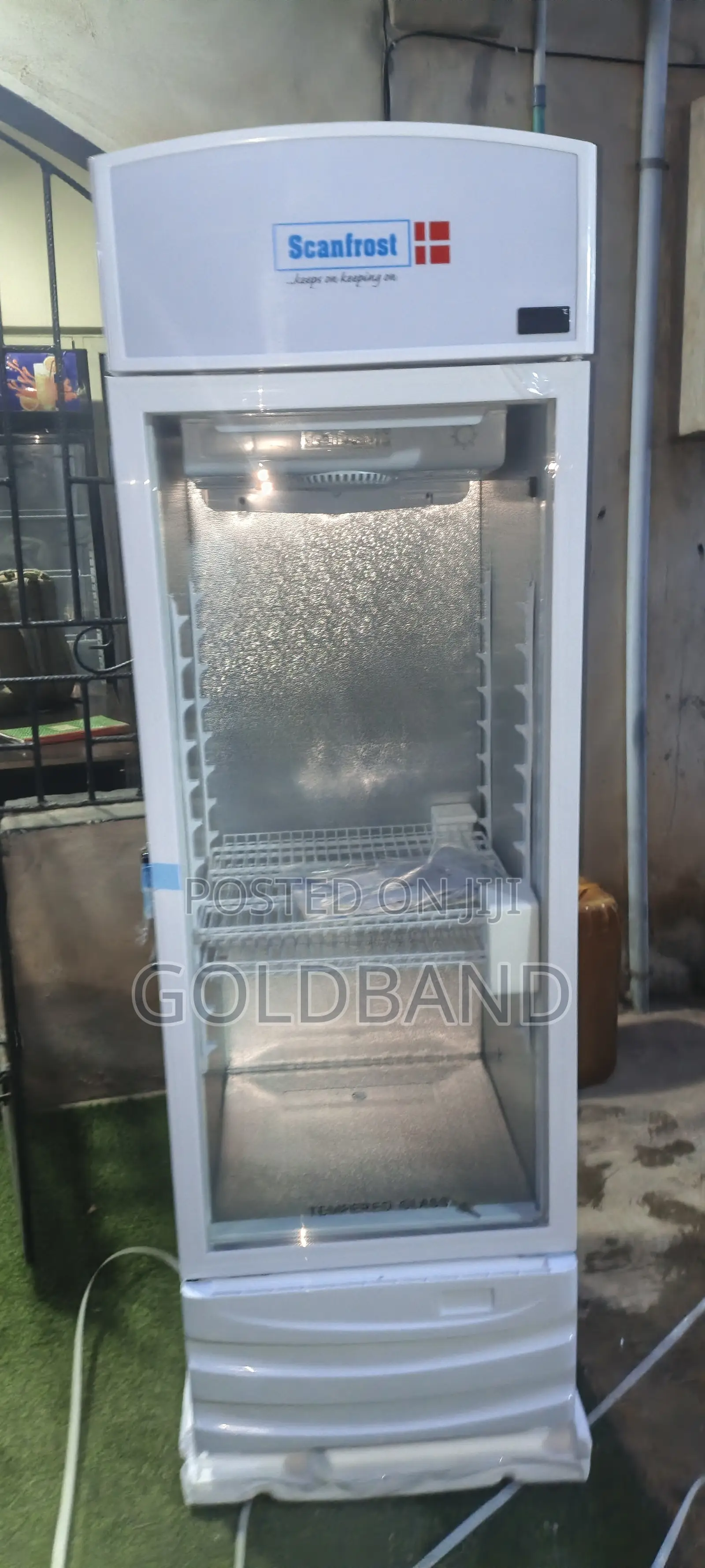 Modern Scanfrost Sfuc300xg Beverage Cooler 300l