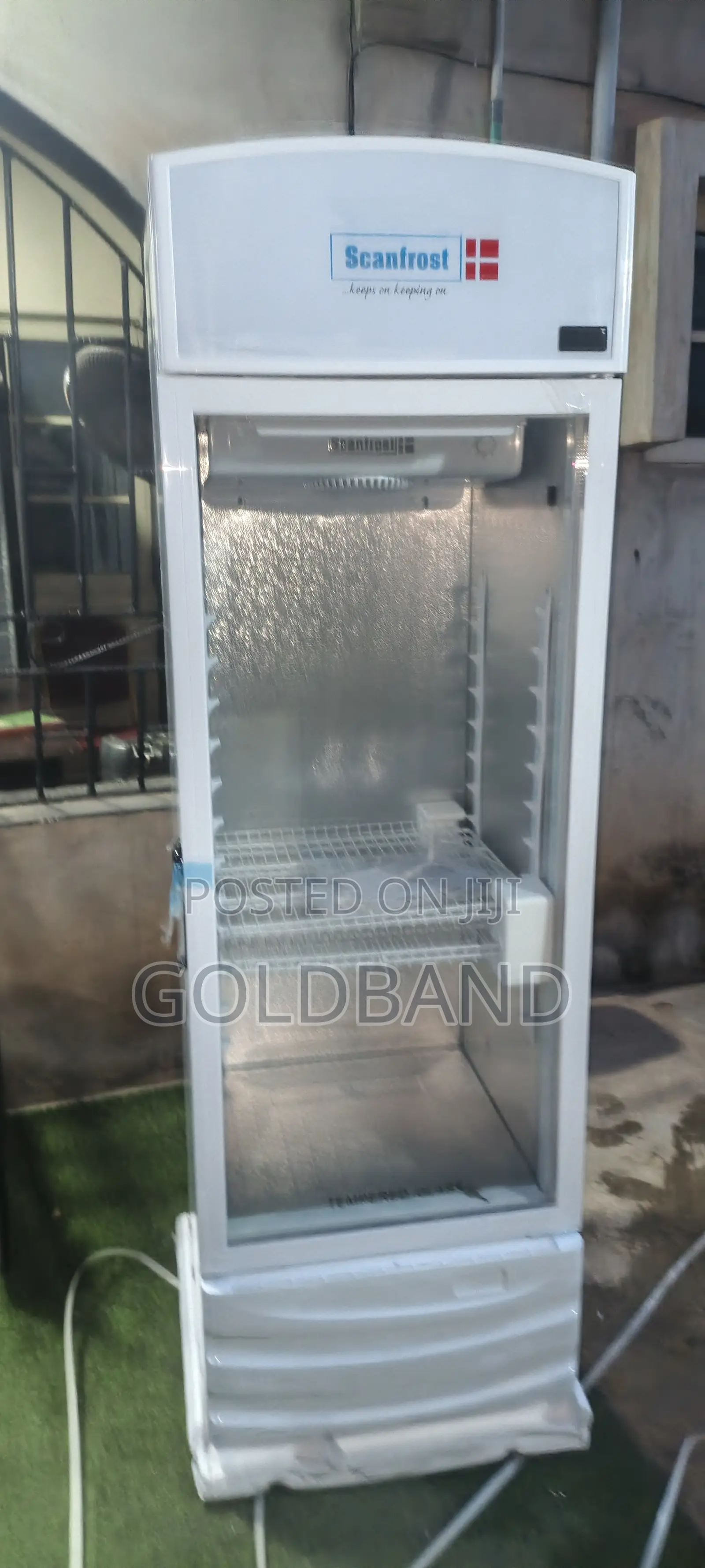 Efficient Scanfrost Sfuc300xg Commercial Cooler