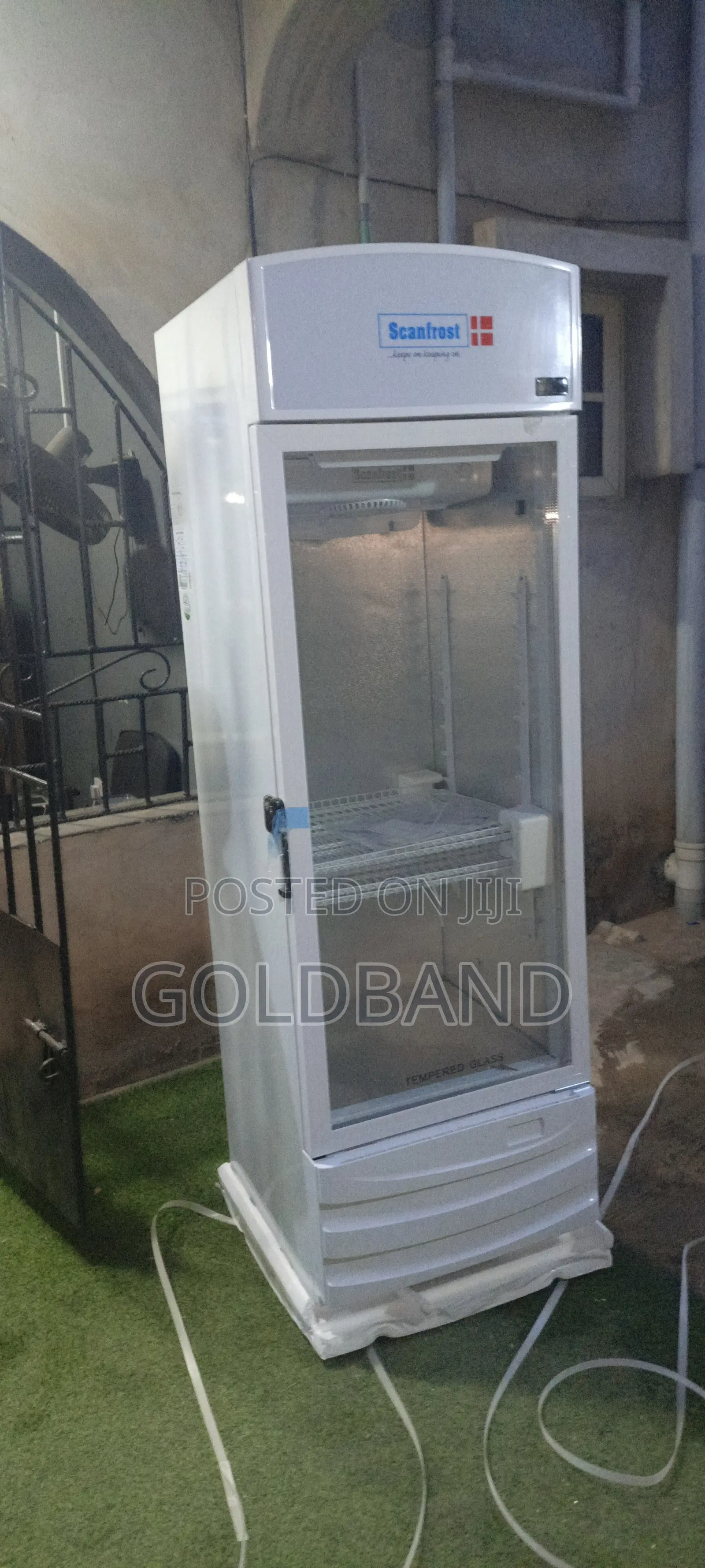 Heavy Duty Scanfrost Sfuc300xg Cooler for Retail