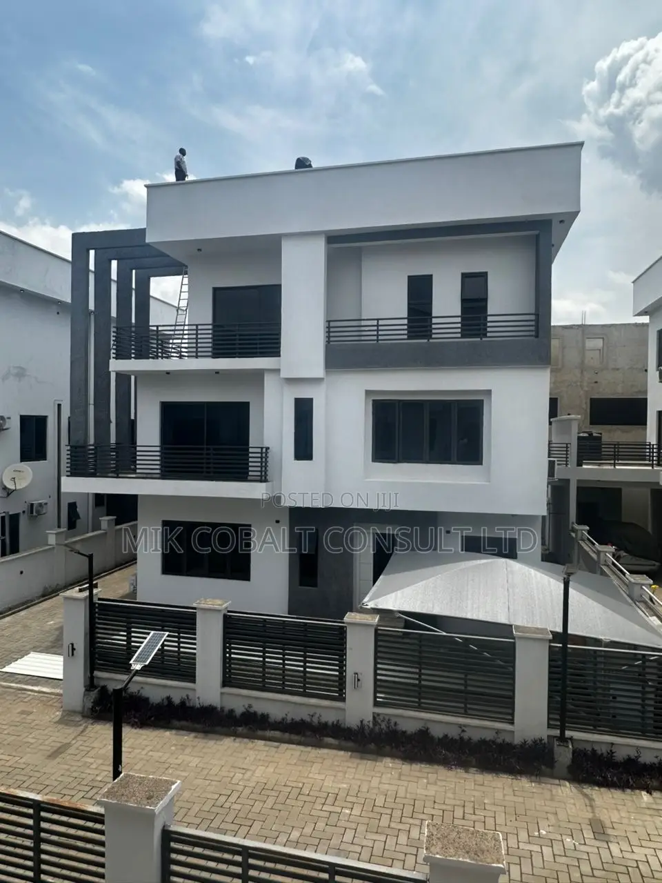 6bdrm Duplex in Diplomatic Zone, Katampe Extension for rent