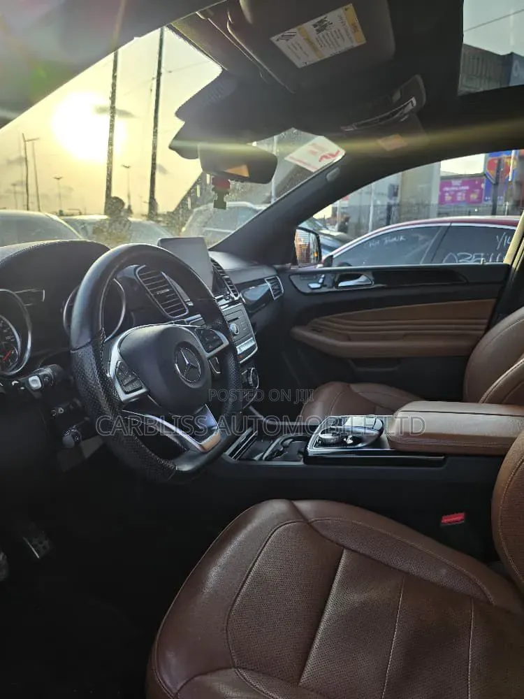 Mercedes-Benz GLE-Class AMG GLE 43 4MATIC 2019 White