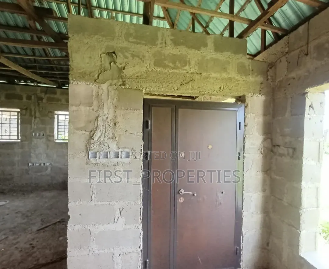 4bdrm Bungalow in Gbadewole Idi Ape, Oyo for sale