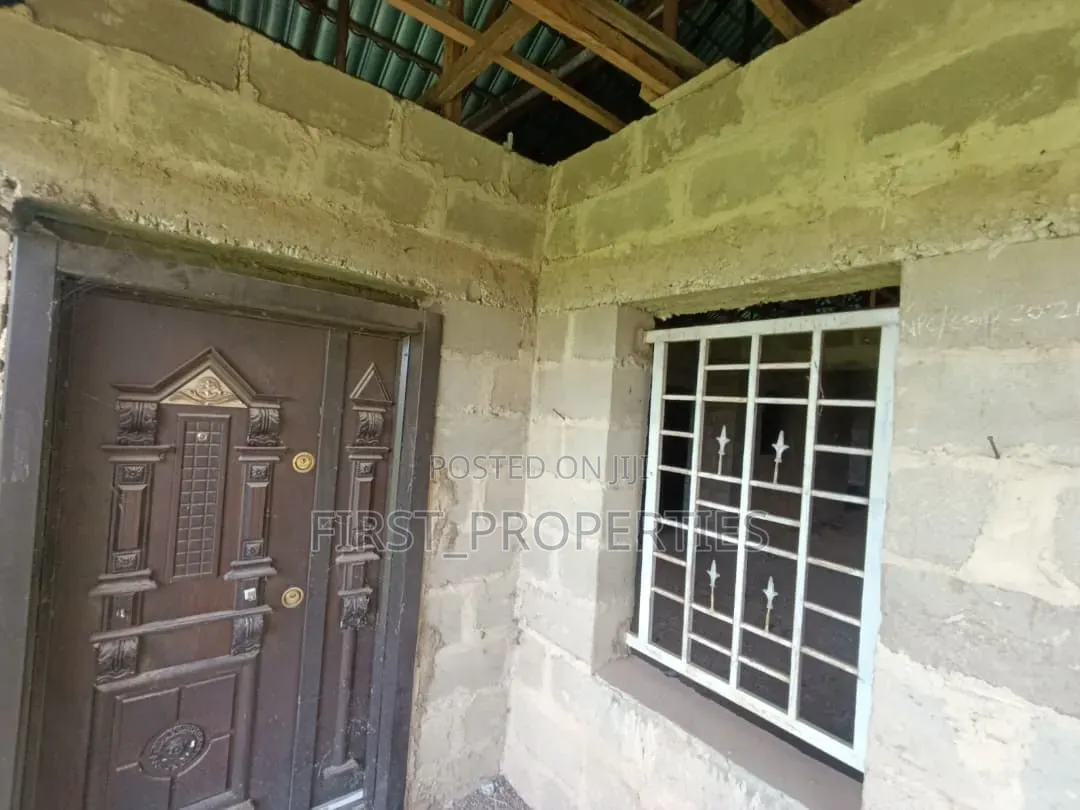 4bdrm Bungalow in Gbadewole Idi Ape, Oyo for sale