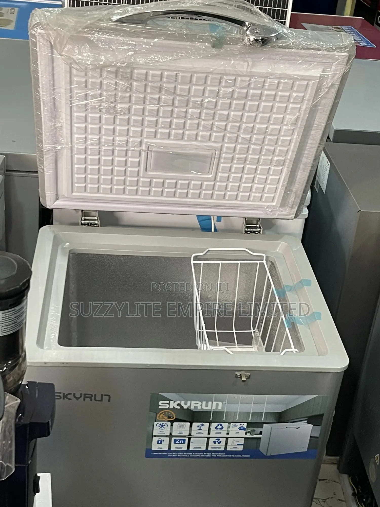 Skyrun 100 Liters Freezer