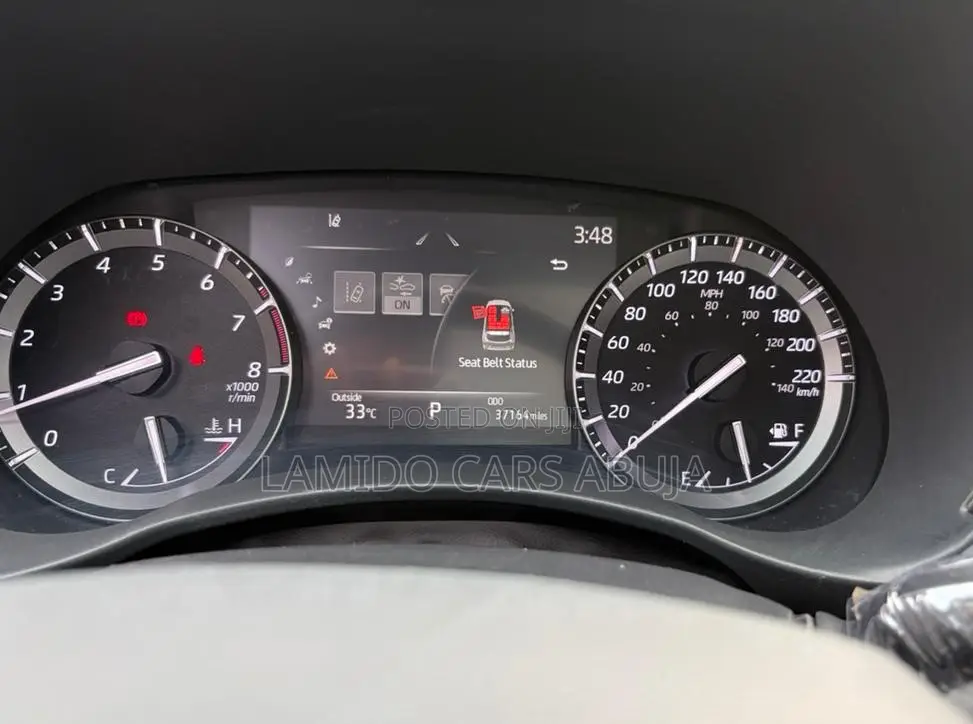Toyota Highlander Platinum 2021 Red