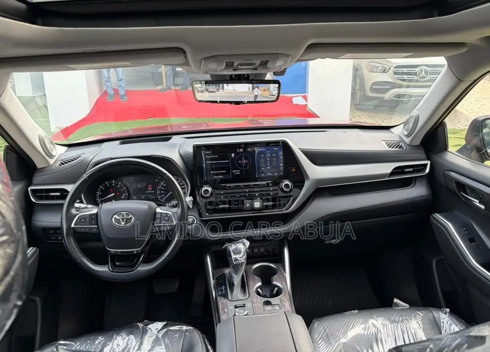 Toyota Highlander Platinum 2021 Red