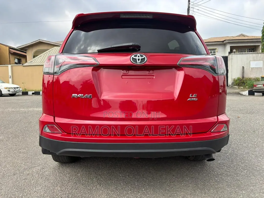 Toyota RAV4 2017 Red