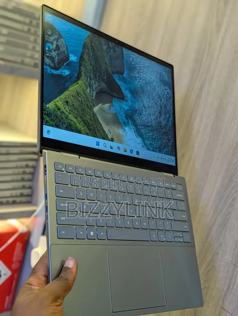 Laptop Dell Inspiron 14 8GB AMD Ryzen 5 SSD 256GB