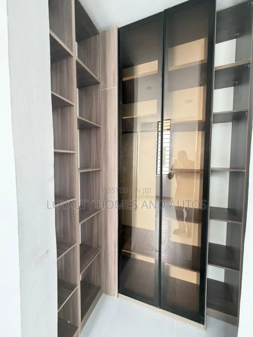 4bdrm Duplex in Omole Phase 1 for sale