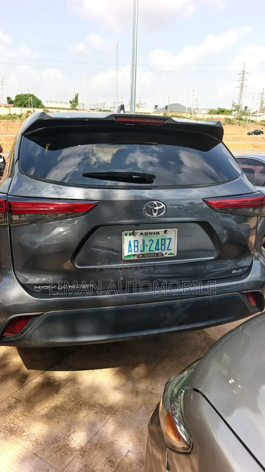 Toyota Highlander XLE 2022 Gray