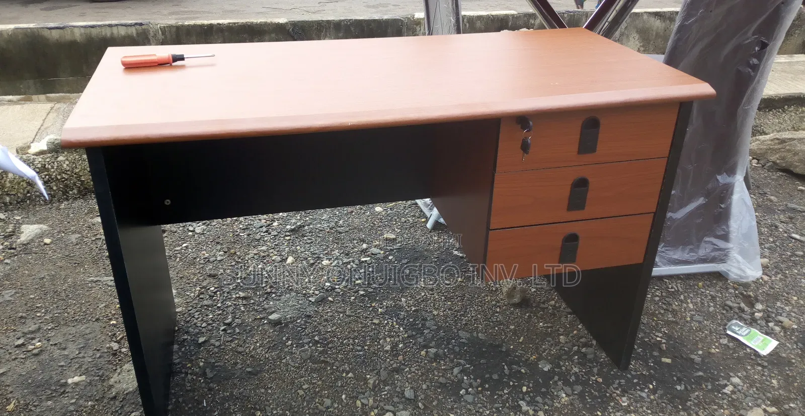 Office Table Desk With Attached Drawers