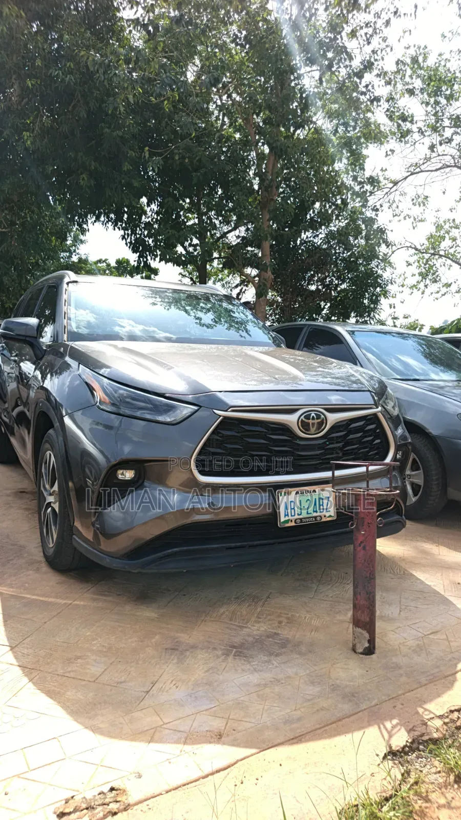 Toyota Highlander XLE 2021 Gray
