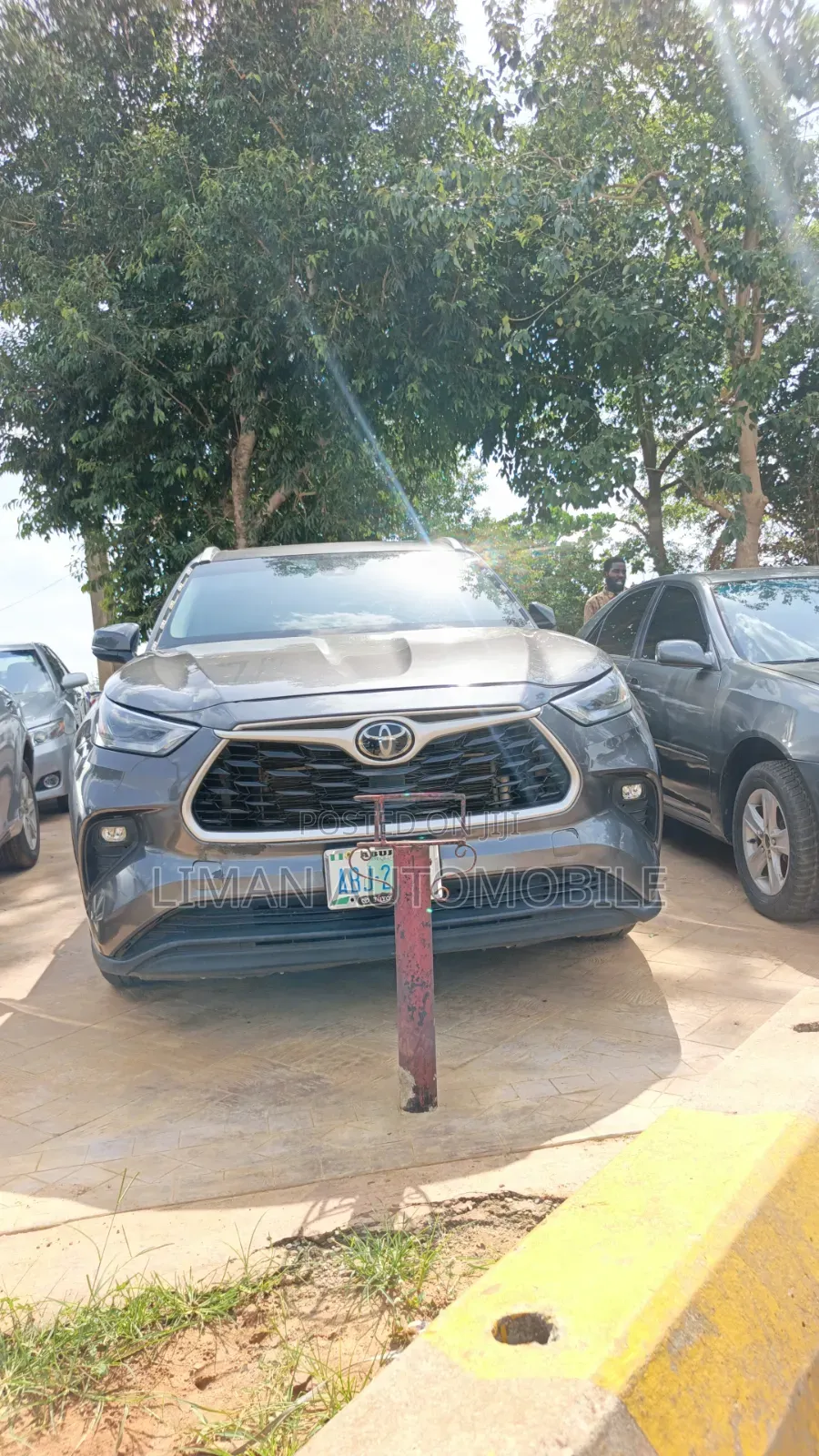 Toyota Highlander XLE 2021 Gray
