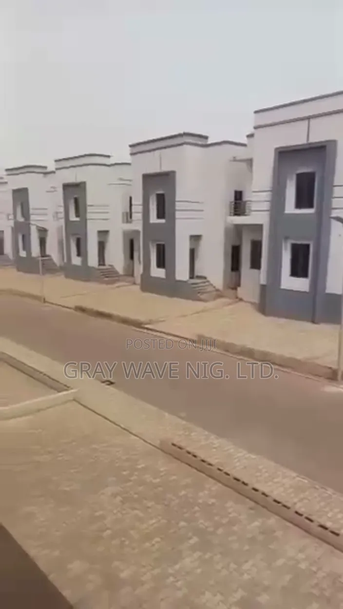 4bdrm Duplex in Galadimawa for sale