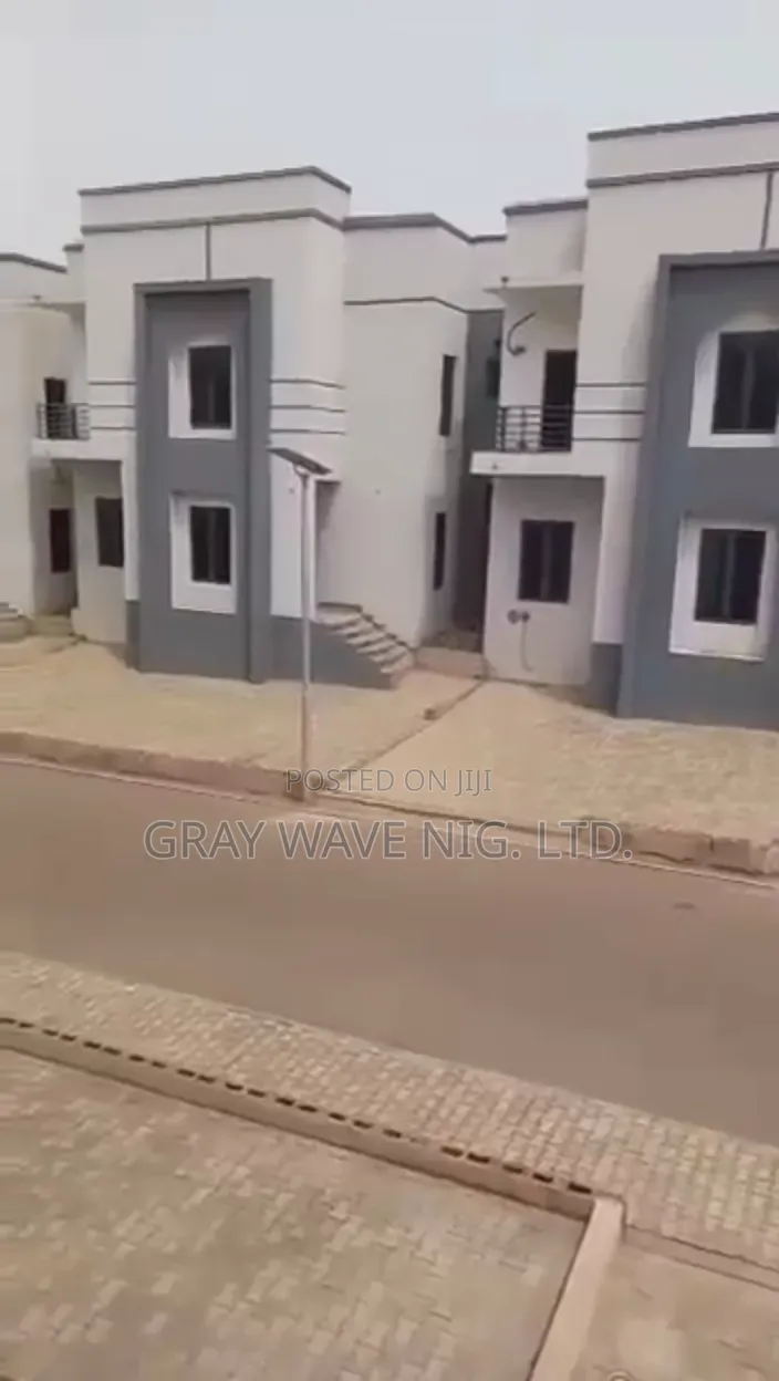4bdrm Duplex in Galadimawa for sale