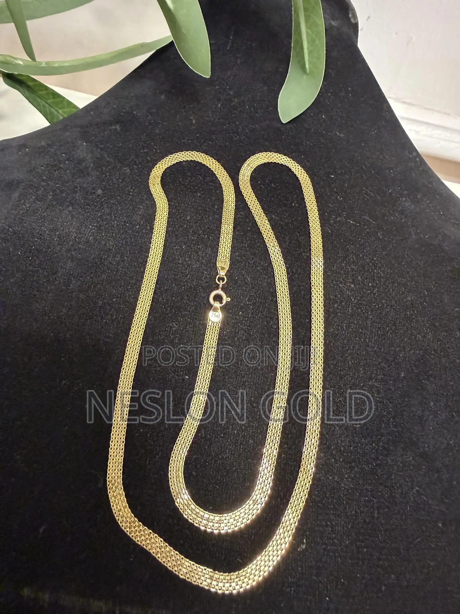 Pure 18karat Solid Gold Necklace Carpet Design