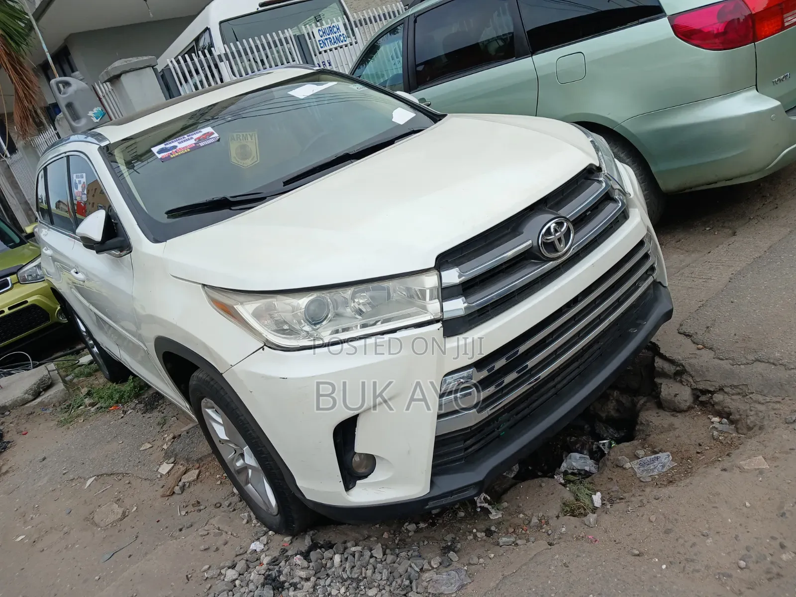 Toyota Highlander XLE V6 4x4 (3.5L 6cyl 6A) 2016 White