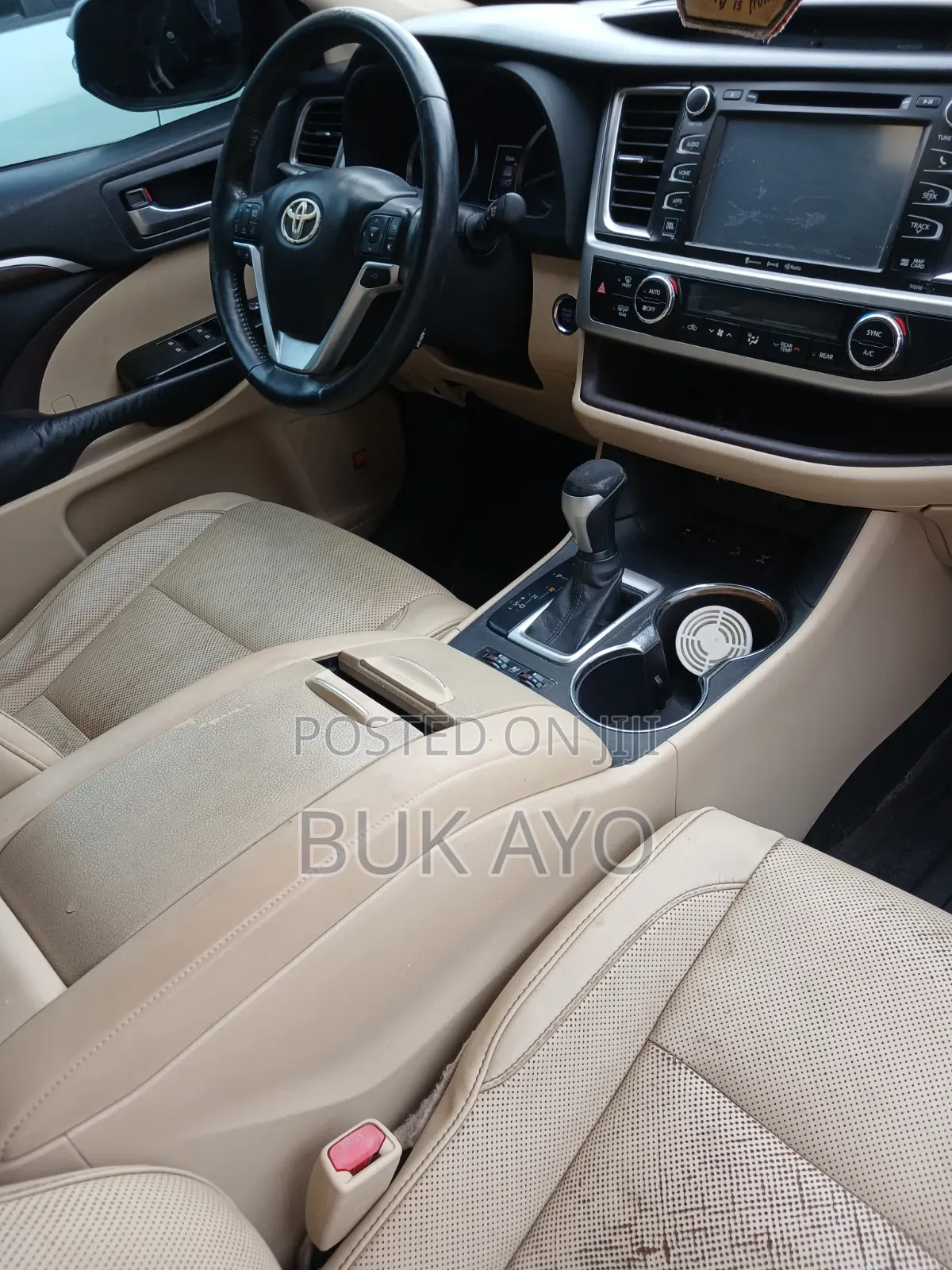 Toyota Highlander XLE V6 4x4 (3.5L 6cyl 6A) 2016 White