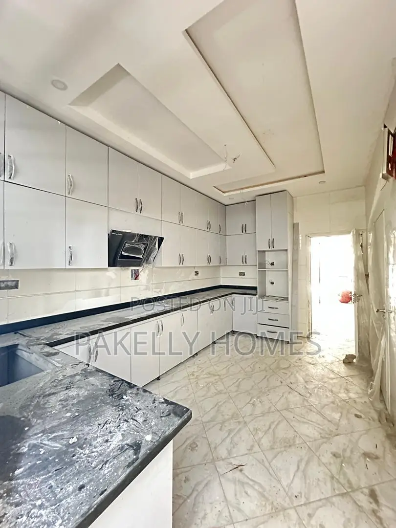 Spacious Luxury 3 4 Bedroom Terrace Duplex With Bq