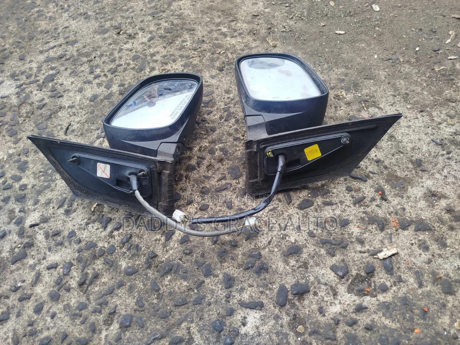 Toyota Sienna 2004-2009 Side Mirrors.
