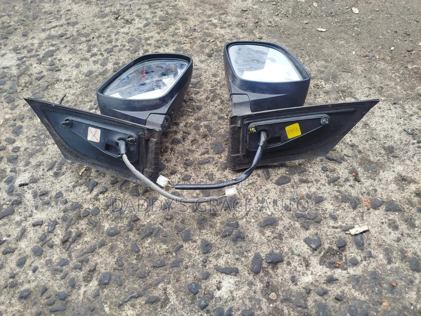 Toyota Sienna 2004-2009 Side Mirrors.