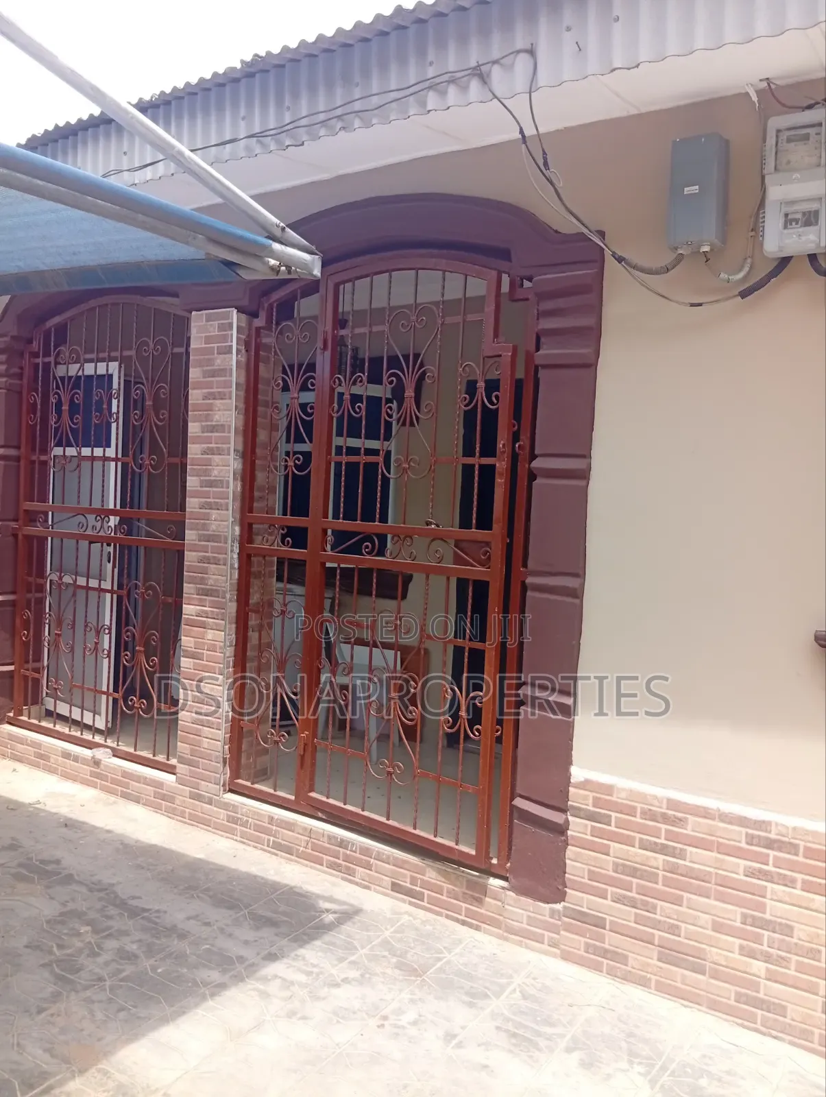 1bdrm Apartment in Liberty Close, Alagbado for rent