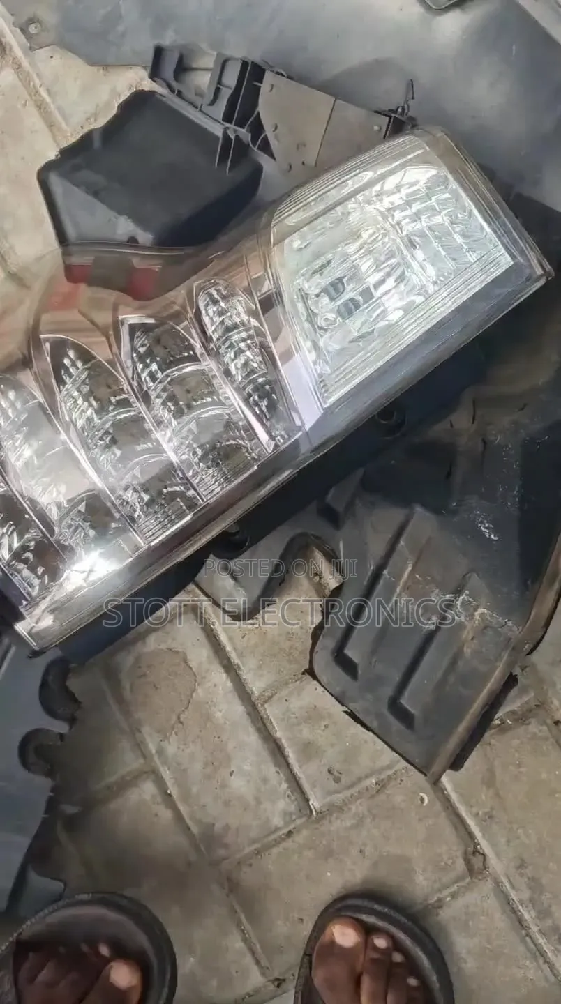 Lexus Gx460 Front and Back Bumper With Light
