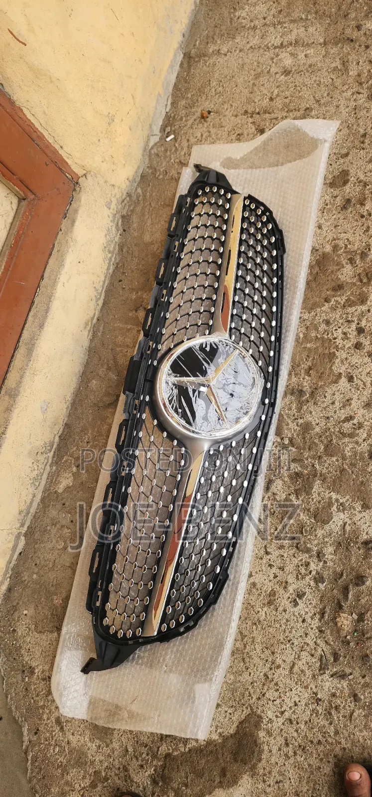 C300 2016 Front Grill Brand New