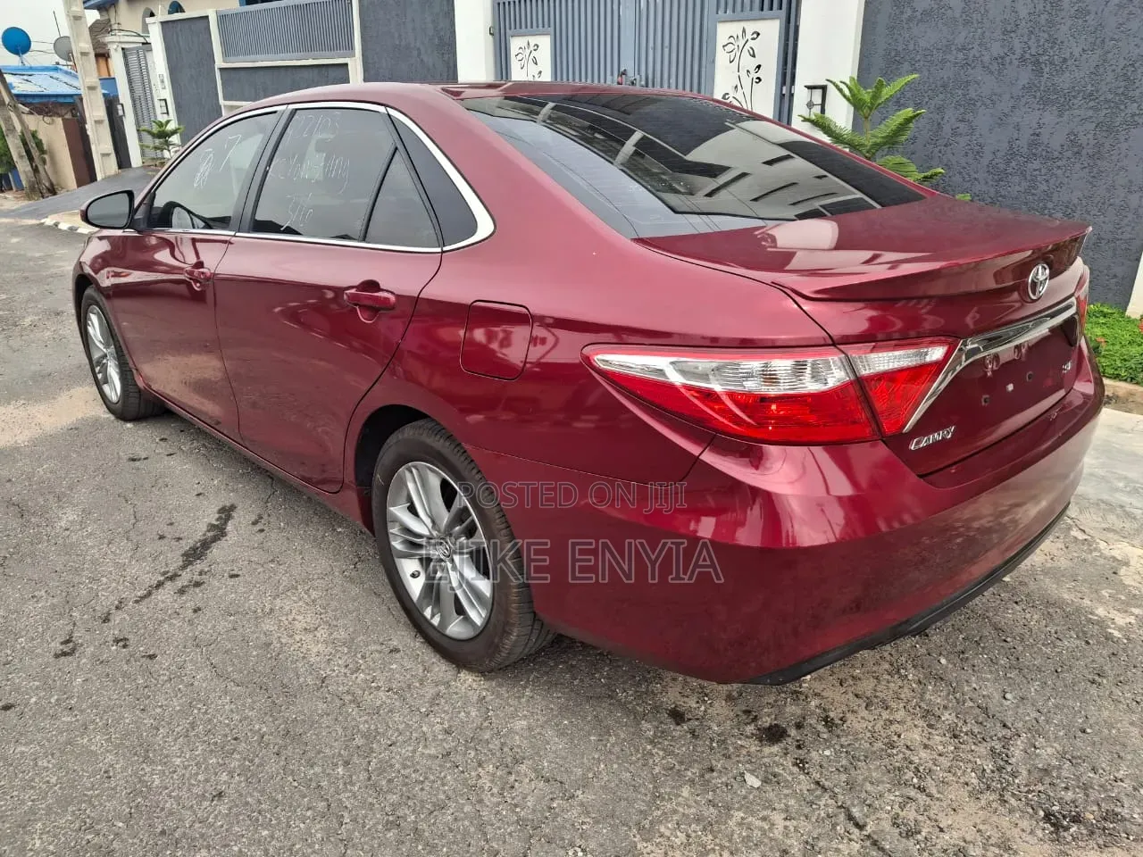 Toyota Camry SE 4dr Sedan (2.5L 4cyl 6A) 2015 Red