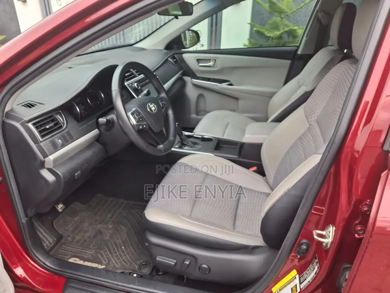 Toyota Camry SE 4dr Sedan (2.5L 4cyl 6A) 2015 Red