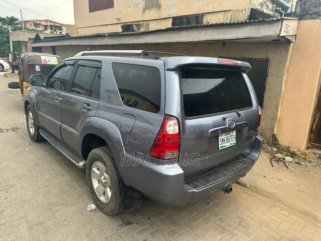 Toyota 4-Runner 2006 Blue