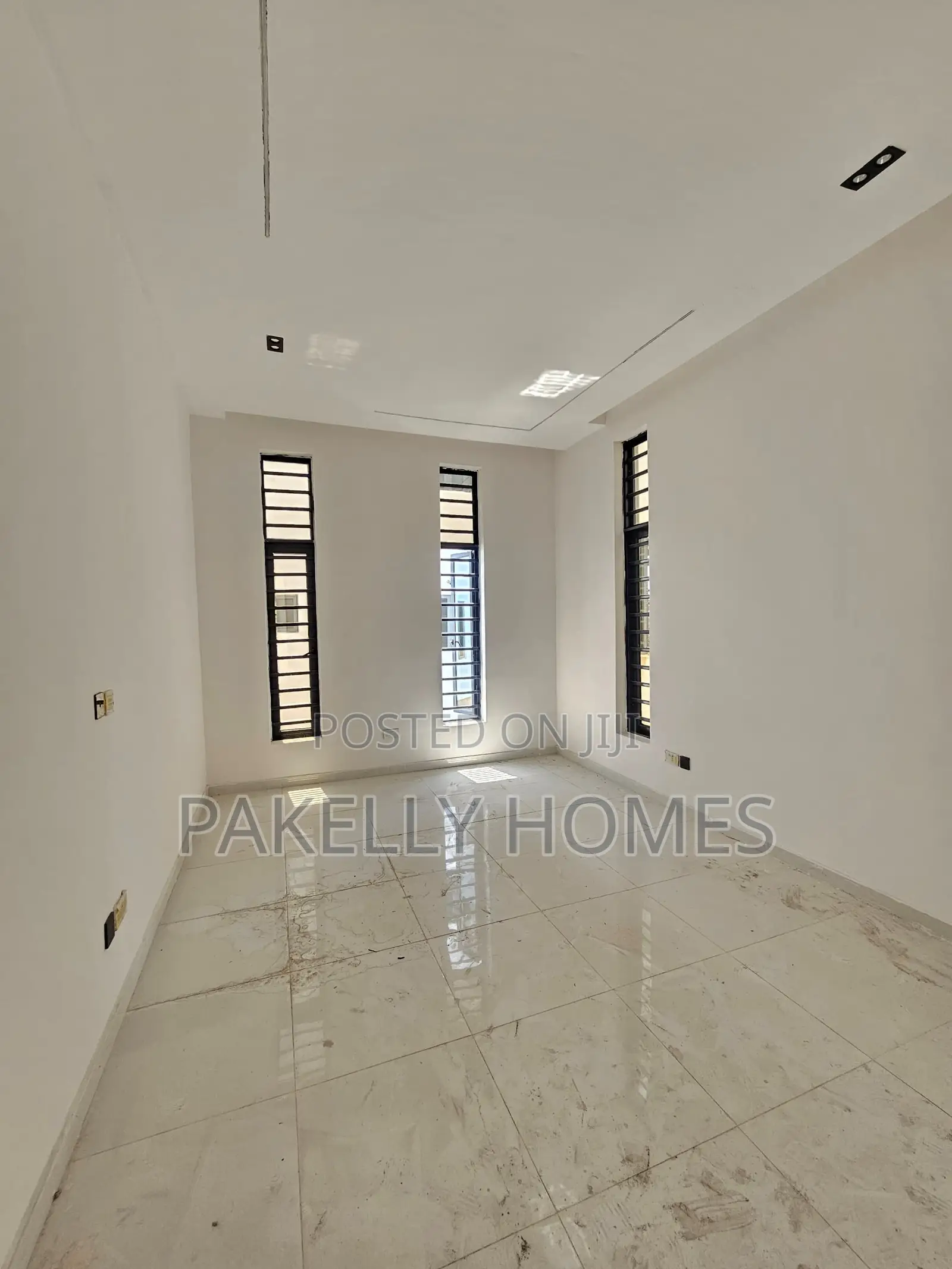 Spacious Exquisite Luxury 4 5 Bedroom Detached Duplex