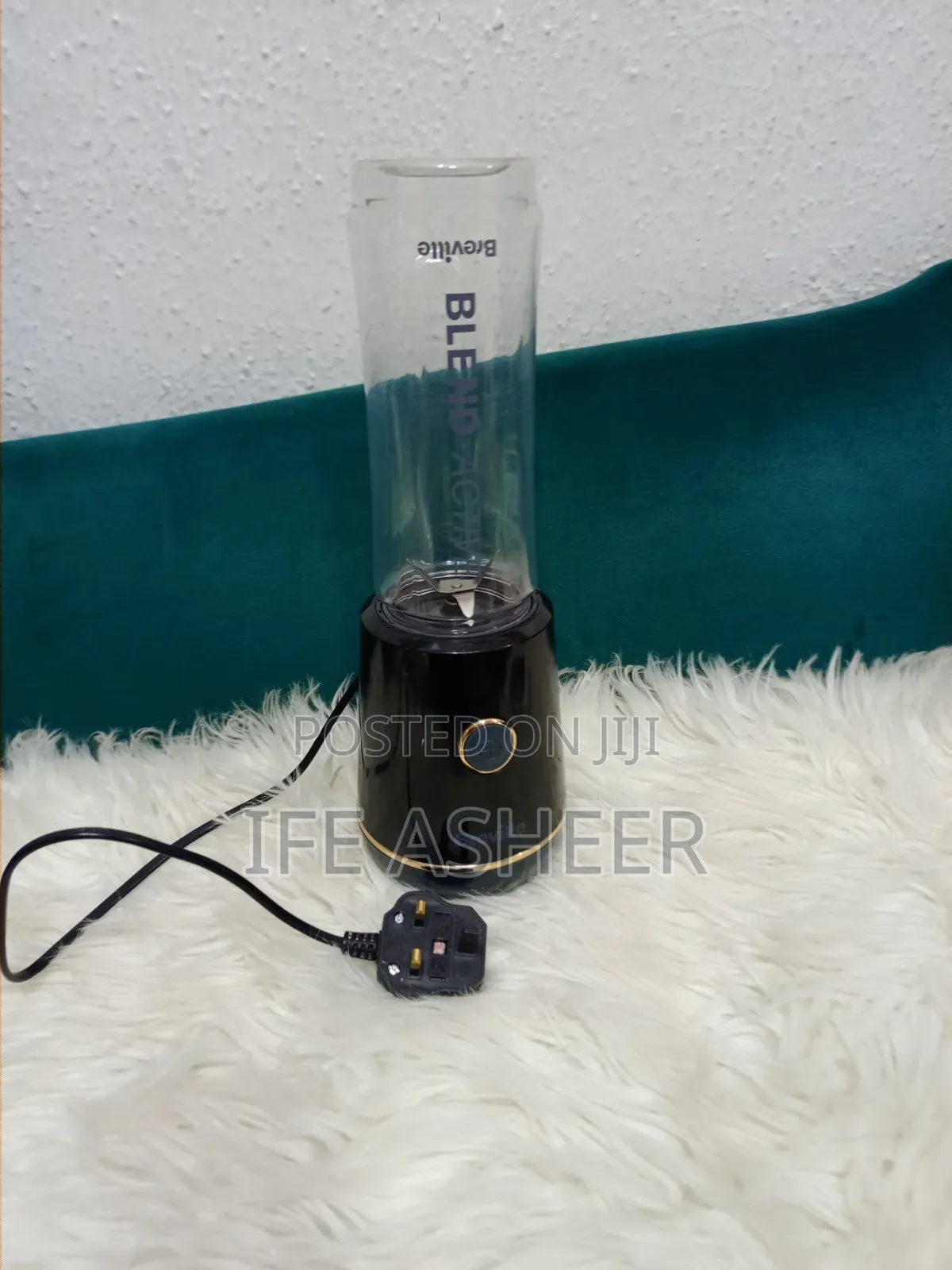 U.K Fairly Used Breville Blend Active Bottle