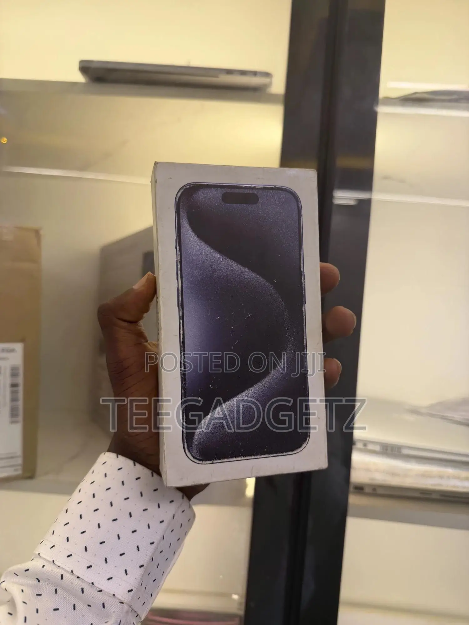 New Apple iPhone 15 Pro 256 GB Blue