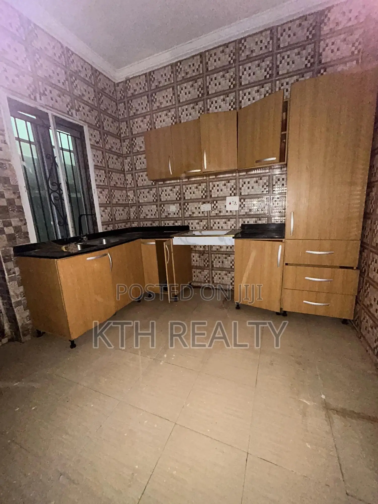 2bdrm Apartment in Ikota Gra for rent